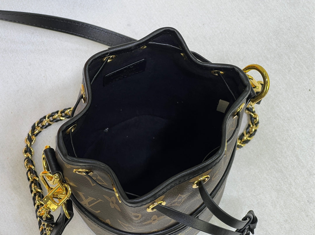 Anum Bags Elite Carryalls