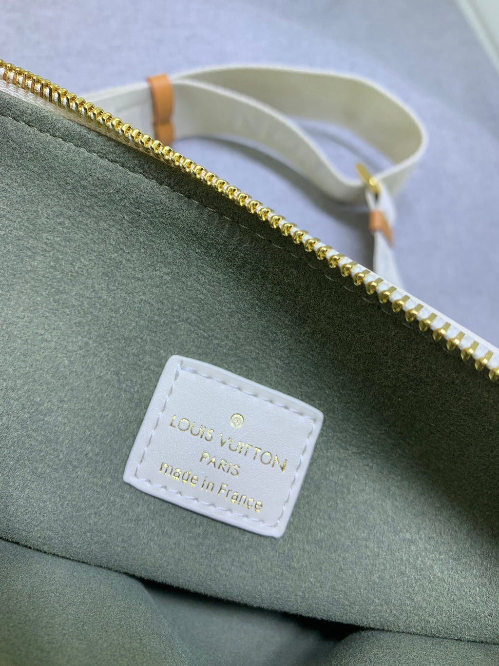 Anum Bags Elite Carryalls