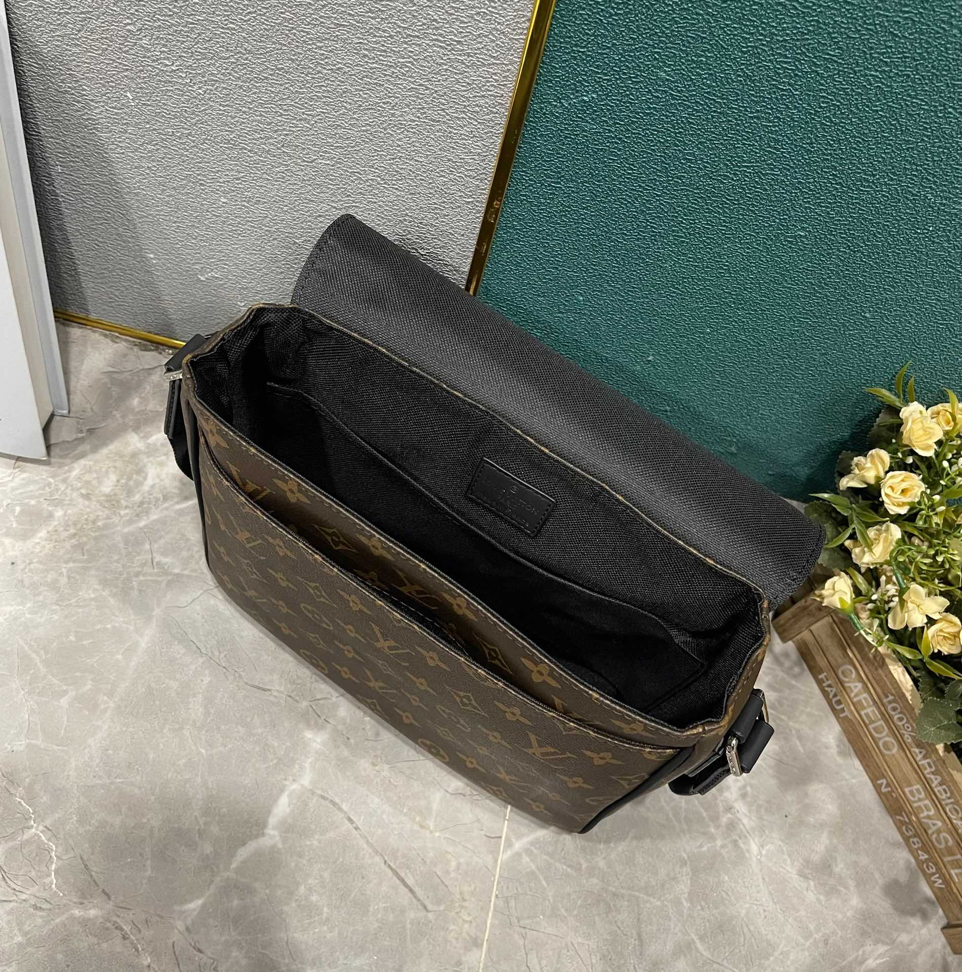 Anum Bags Elite Carryalls