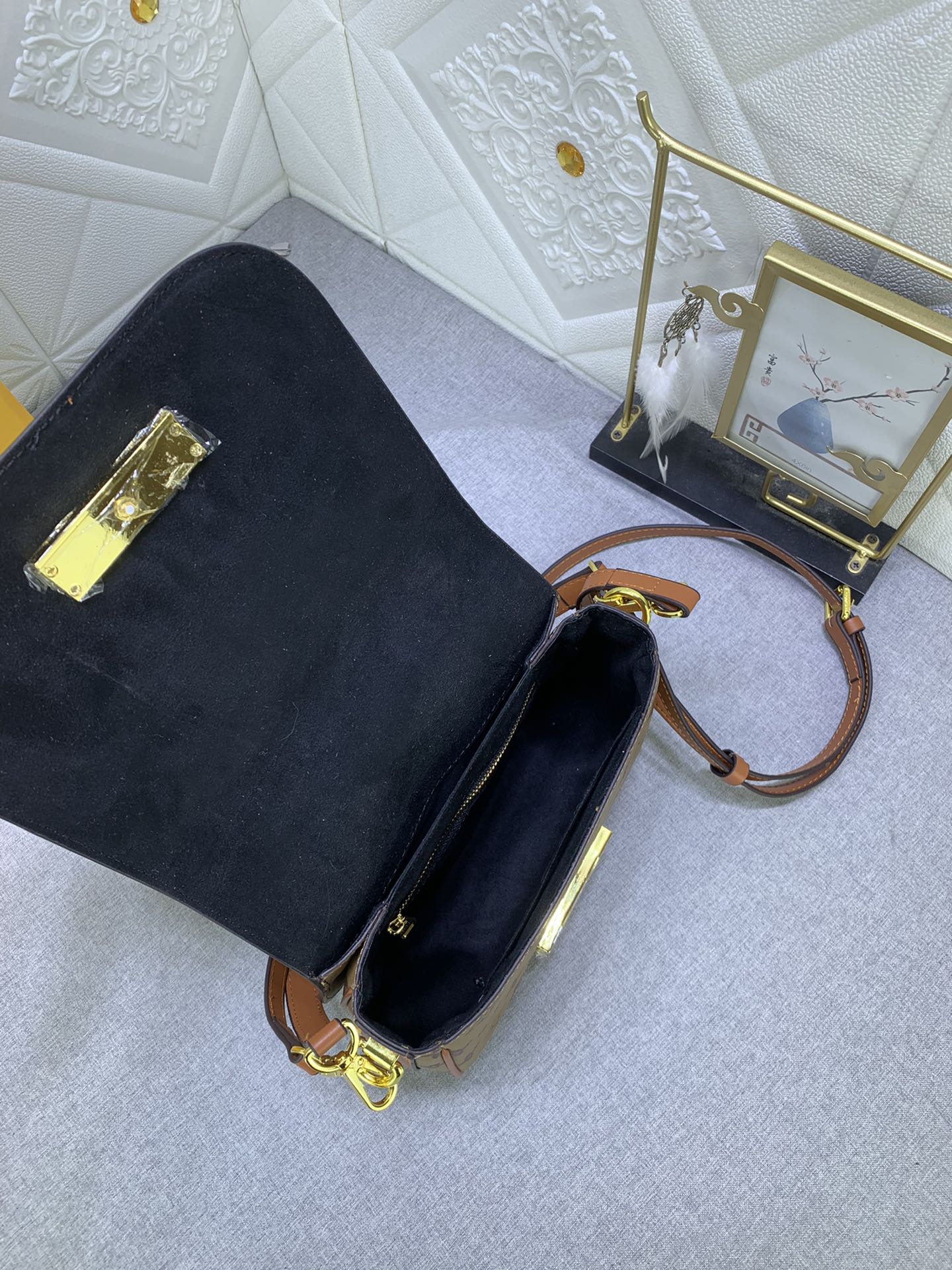 Anum Bags Elite Carryalls
