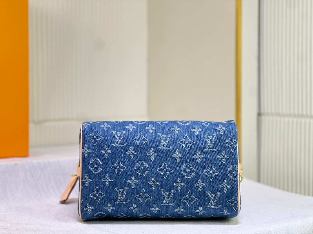 Anum Bags Elite Carryalls