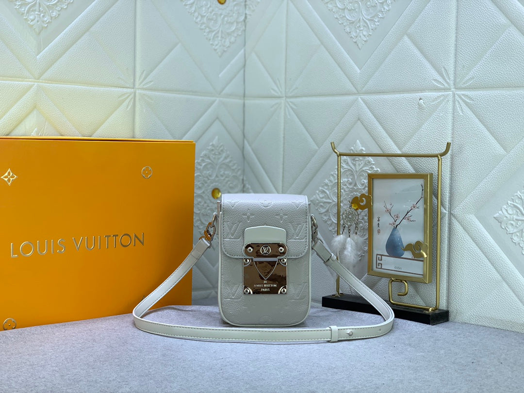 Anum Bags Elite Carryalls