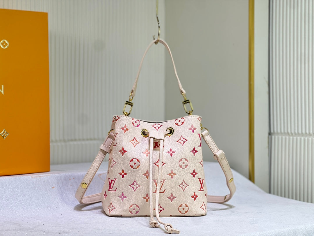 Anum Bags Elite Carryalls