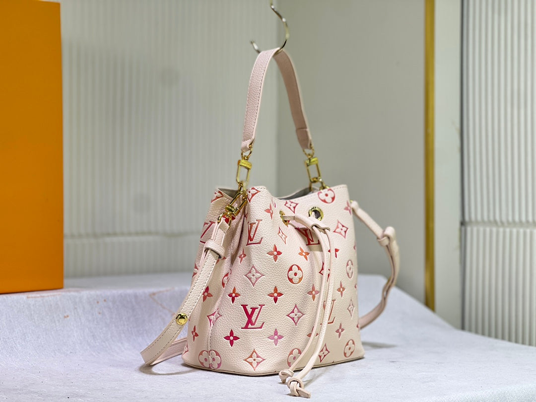 Anum Bags Elite Carryalls