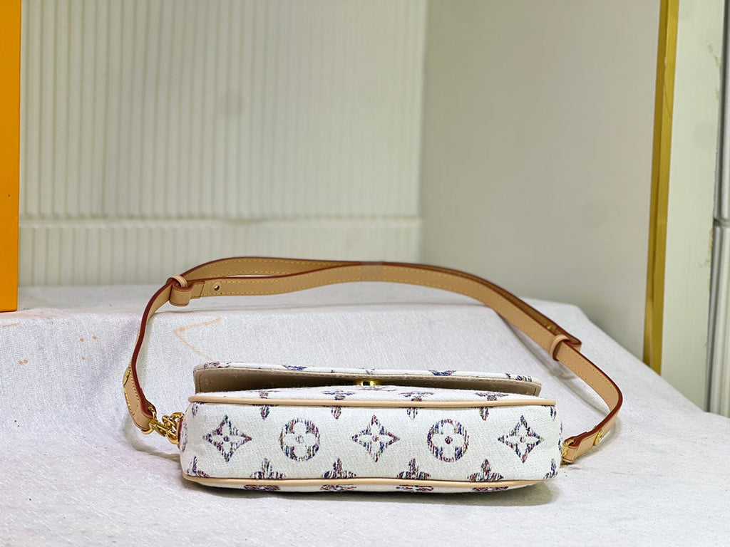 Anum Bags Elite Carryalls