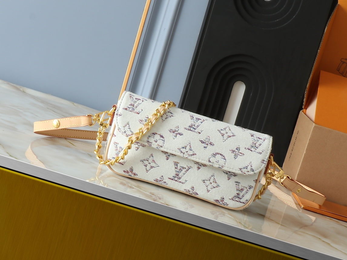 Anum Bags Elite Carryalls