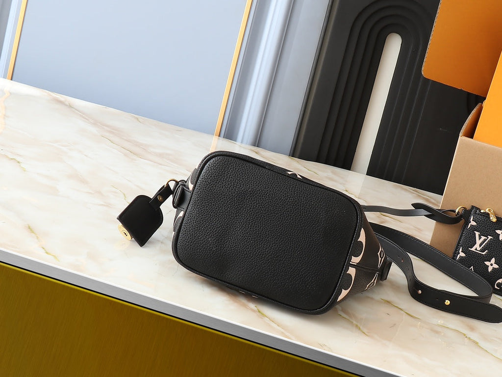 Anum Bags Elite Carryalls