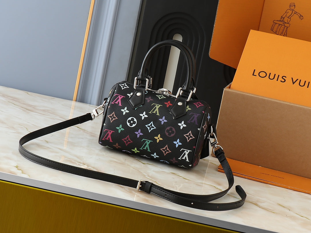 Anum Bags Elite Carryalls