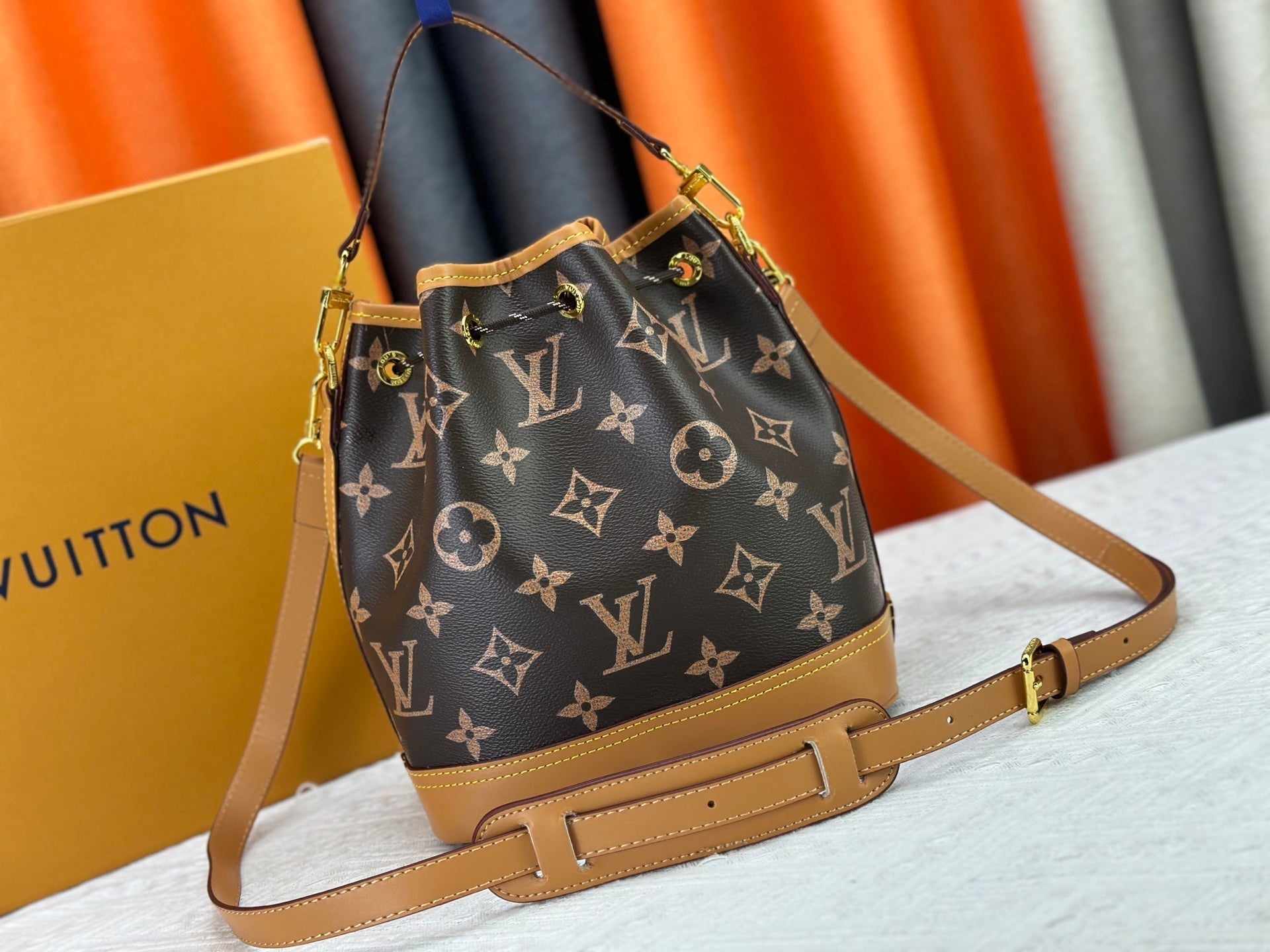 Anum Bags Elite Carryalls