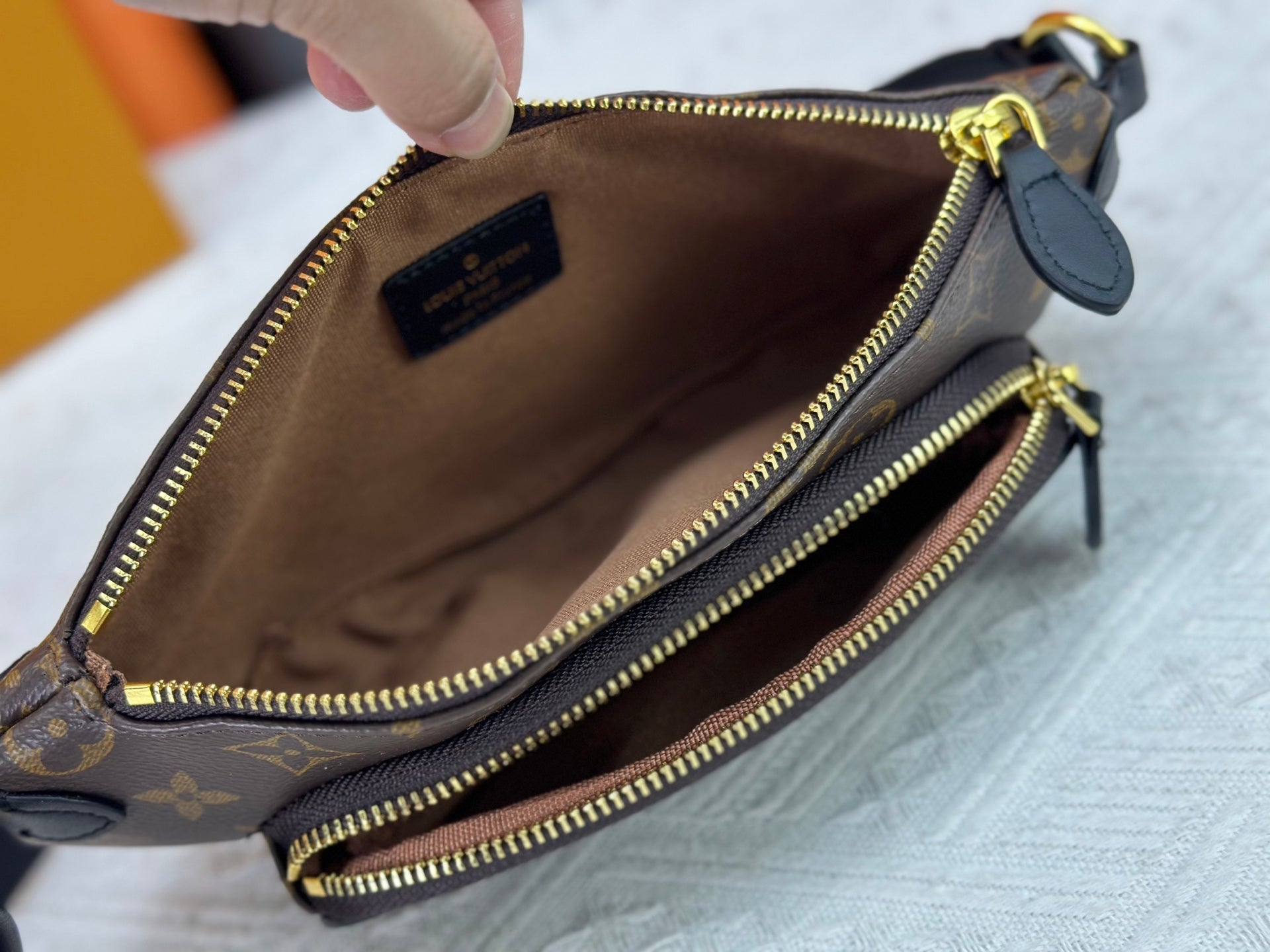 Anum Bags Elite Carryalls
