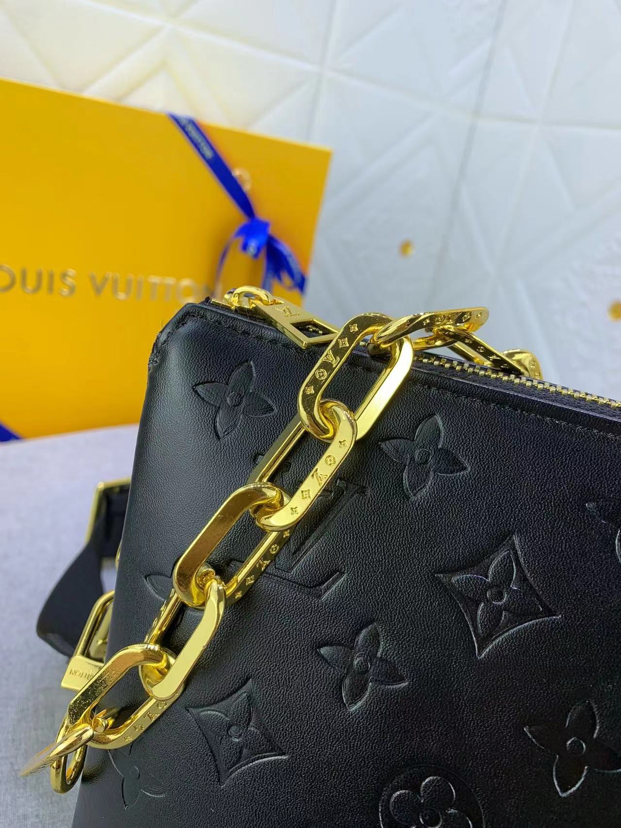 Anum Bags Elite Carryalls