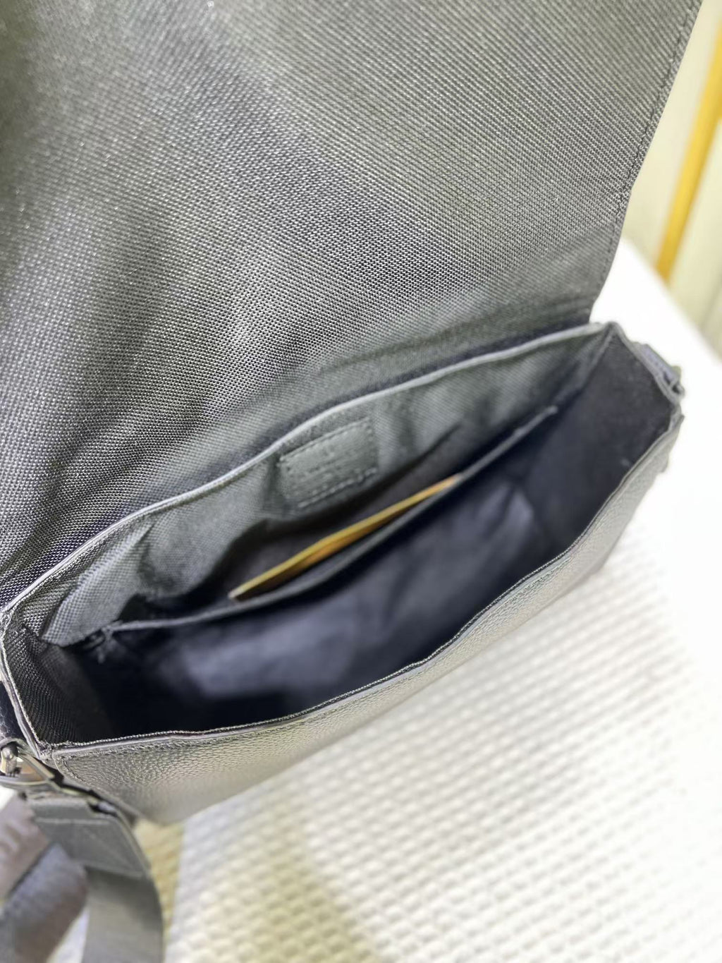 Anum Bags Elite Carryalls