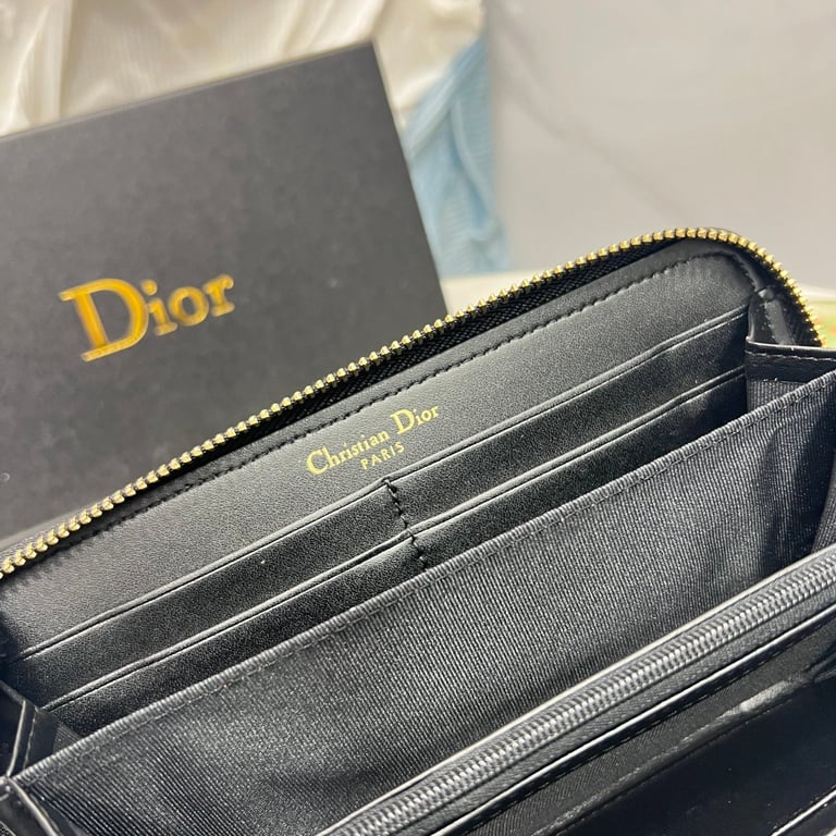 Ezyycart Bags dir CARO VOYAGEUR WALLET BLACK 19CM S5038UWHC_M900