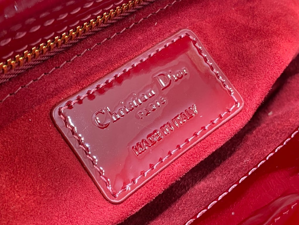 Ezyycart Bags DIR SMALL LADY CHERRY RED PATENT CANNAGE CALFSKIN 17CM