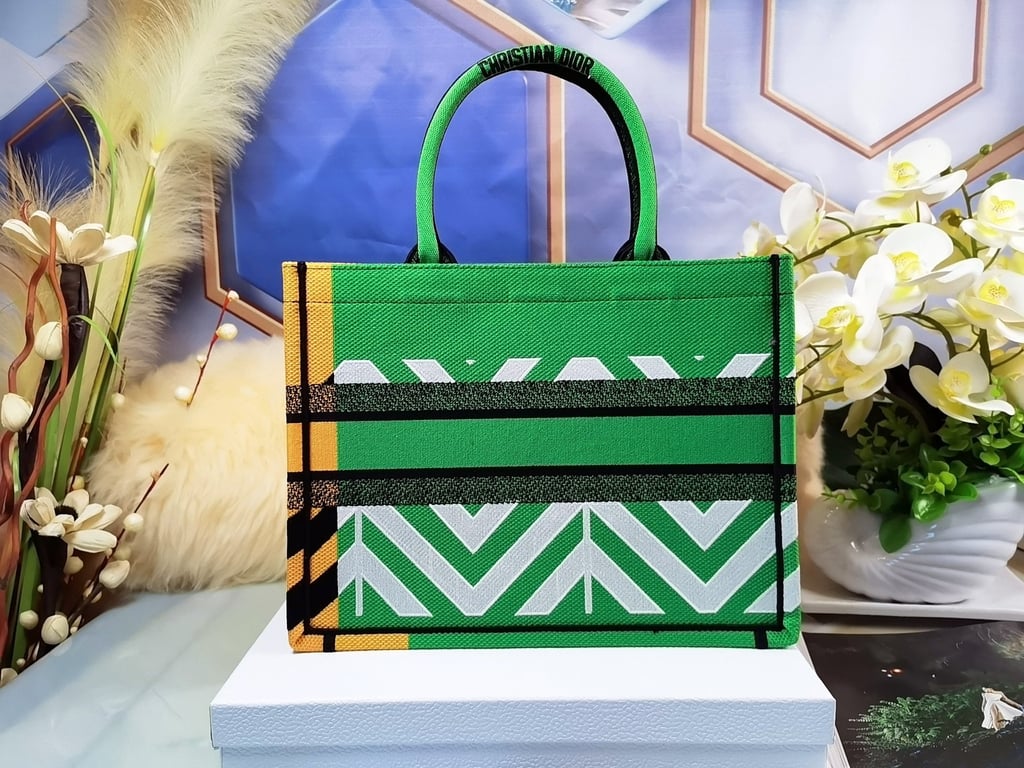 Ezyycart Bags DIR MEDIUM BOOK TOTE BRIGHT GREEN AND BRIGHT YELLOW D-JUNGLE POP EMBROIDERY 36CM