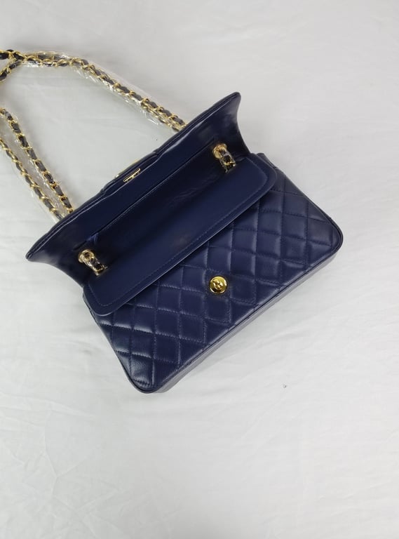 Anum Bags CHL CLASSIC MEDIUM LAMBSKIN FLAP NAVY AND GOLD 25CM