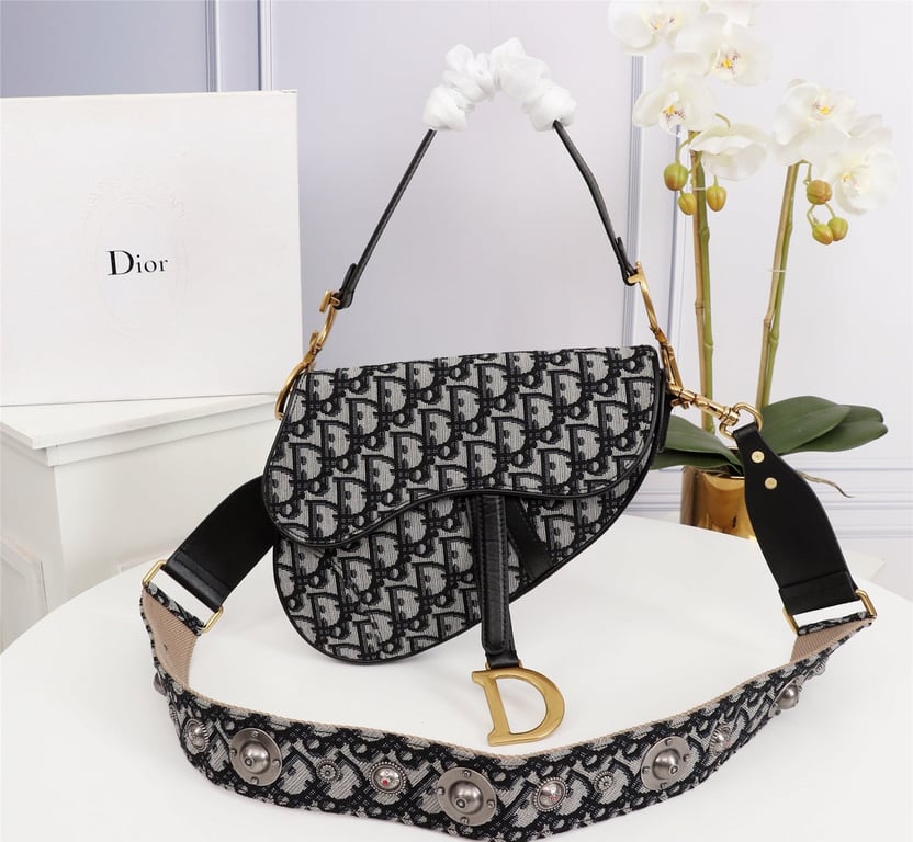 Anum Bags DIR SADDLE BAGGRAY OBLIQUE EMBROIDERY BLACK
