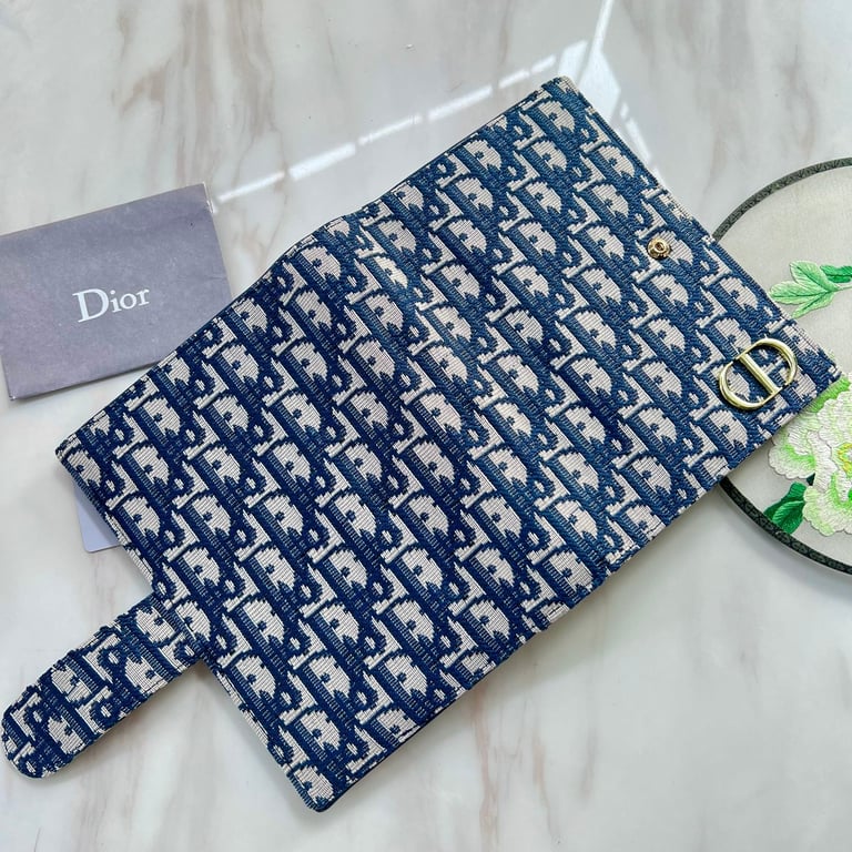 Ezyycart Bags dir OBLIQUE JACQUARD WALLET BLUE 19CM