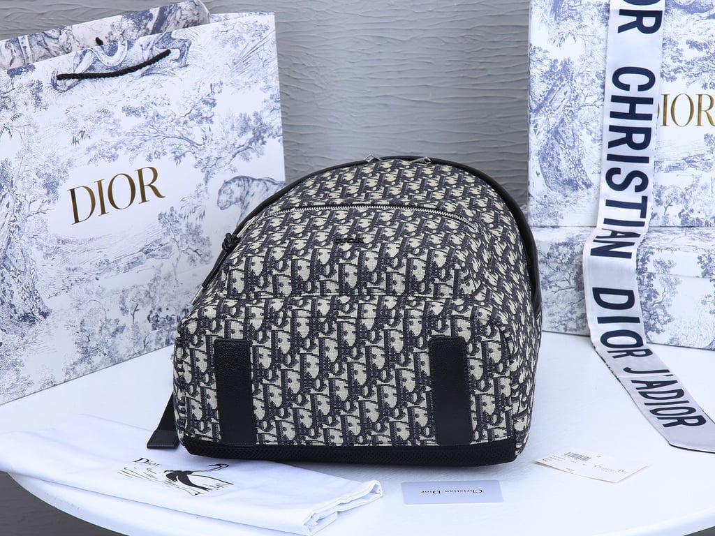 Ezyycart Bags DIR BEIGE AND BLACK 40CM RIDER OBLIQUE JACQUARD BACKPACK