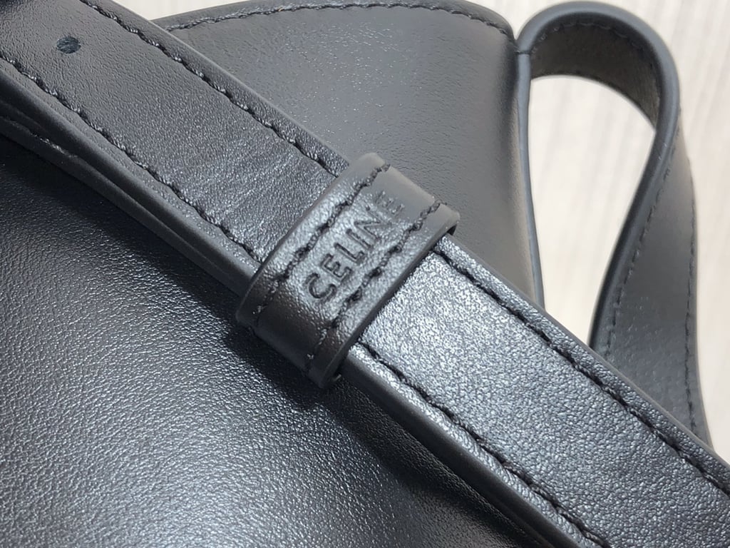 Ezyycart Bags CE BLACK CUIR TRIOMPHE IN SMOOTH CALFSKIN BAG BUCKET