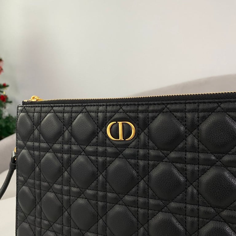 Ezyycart Bags dir LARGE CARO DAILY POUCH BLACK S5086UWHC_M900
