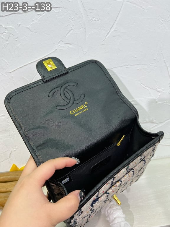 Anum Bags CHL 21CM 22K FLAP BAG WITH TOP HANDLE