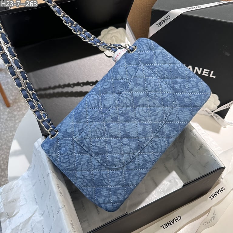 Anum Bags CHL DOUBLE FLAP BAG FLOWER DENIM BLUE 25CM
