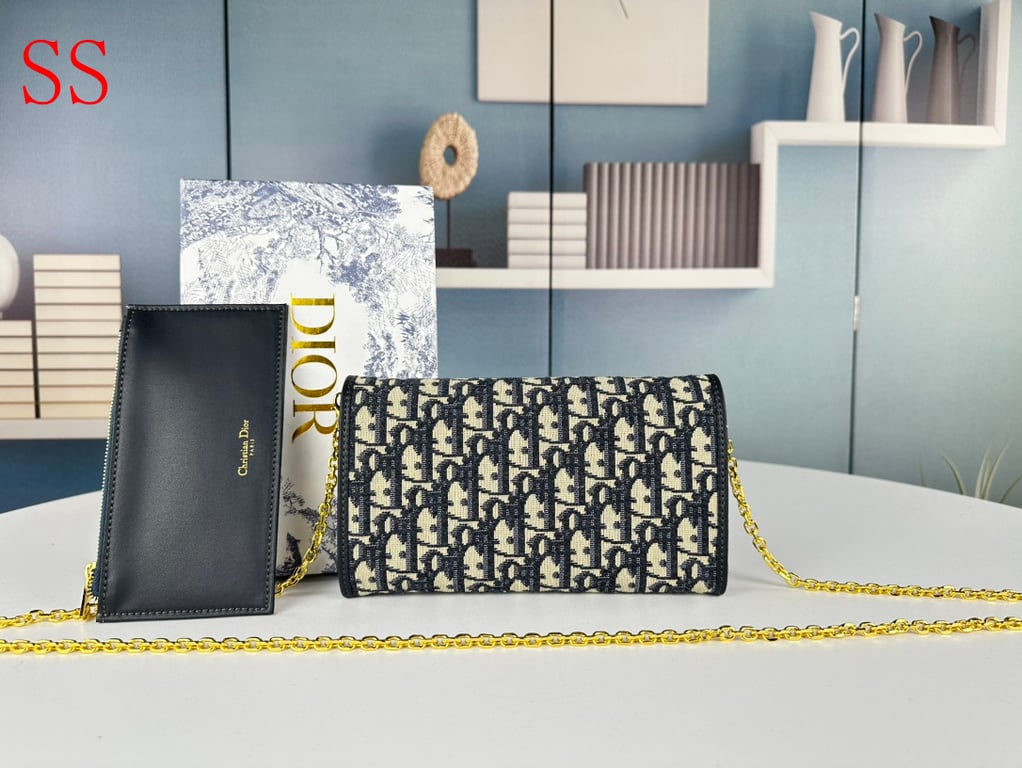 Anum Bags DIR BOBBY EAST WEST POUCH WITH CHAIN BLUE 22CM