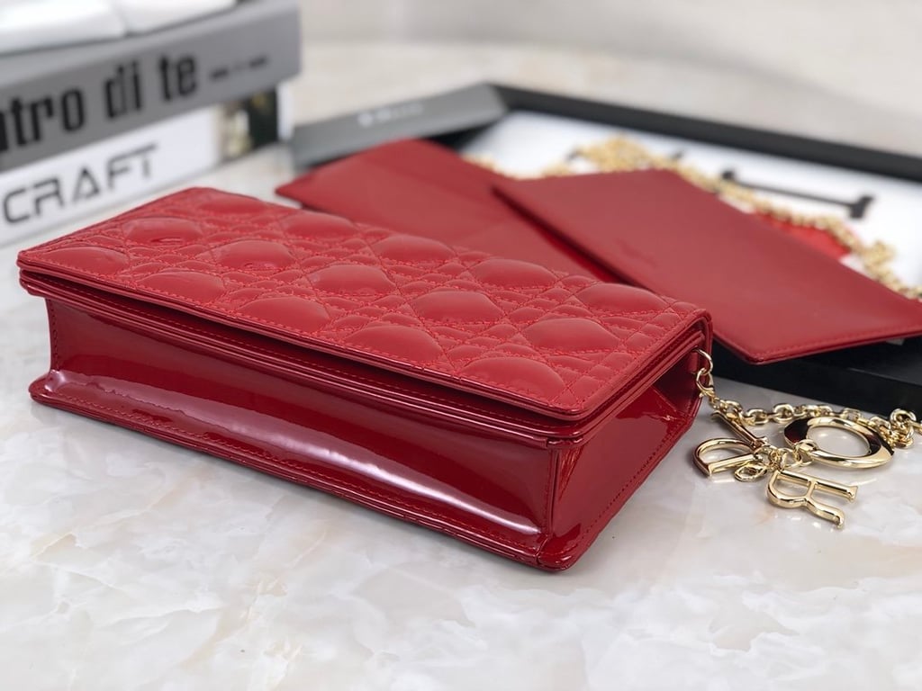 Anum Bags dir LADY POUCH CHERRY RED S0204OVRB_M323