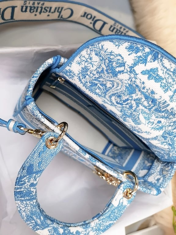 Anum Bags DIR MEDIUM LADY D-LITE CORNFLOWER BLUE TOILE EMBROIDERY 24CM