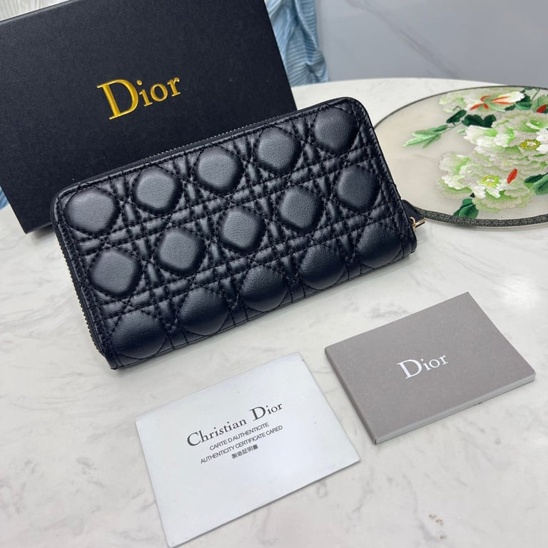 Ezyycart Bags dir CARO VOYAGEUR WALLET BLACK 19CM S5038UWHC_M900