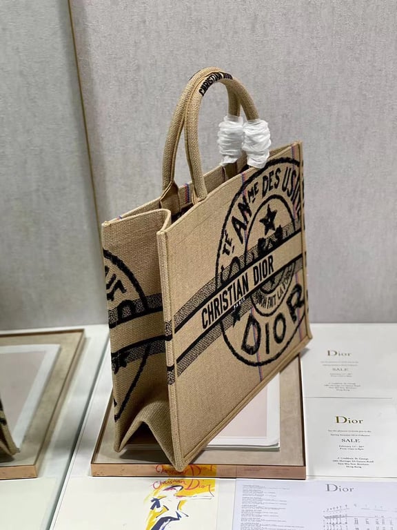 Ezyycart Bags DIR MEDIUM BOOK TOTE BEIGE JUTE CANVAS EMBROIDERED 36CM M1296ZRUW M918