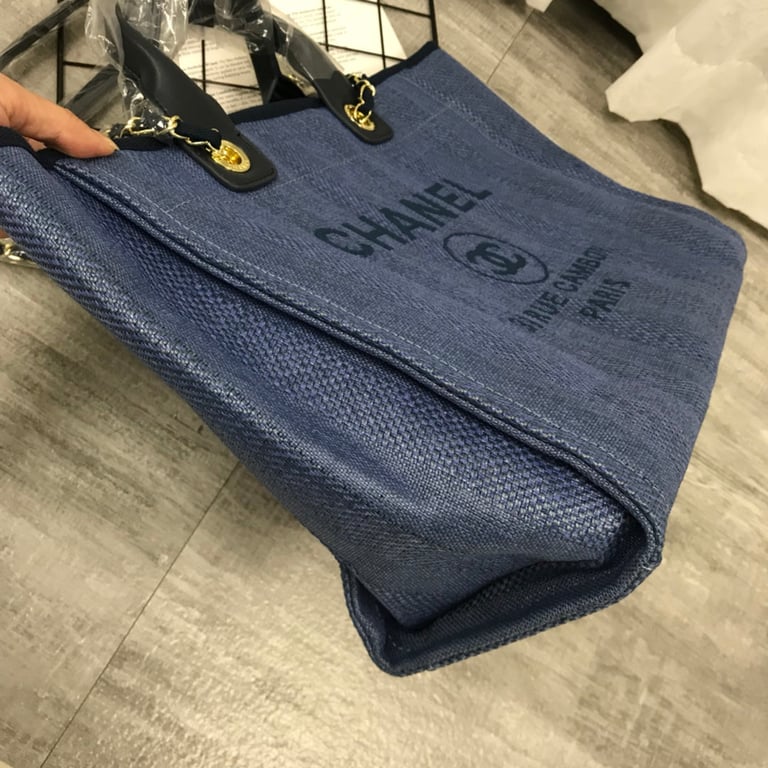 Anum Bags CHL 38CM CANVAS LARGE NAVY BLUE DEAUVILLE TOTE BAG