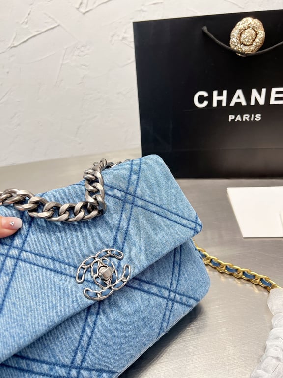 Anum Bags CHL BLUE DENIM QUILTED MEDIUM 19 FLAP 26CM