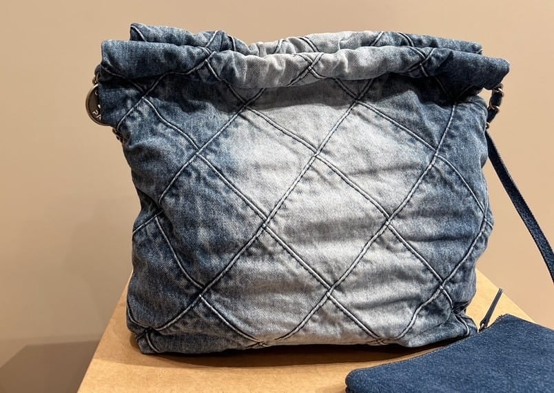 Anum Bags CHL 22 41CM HANDBAG WASHED DENIM