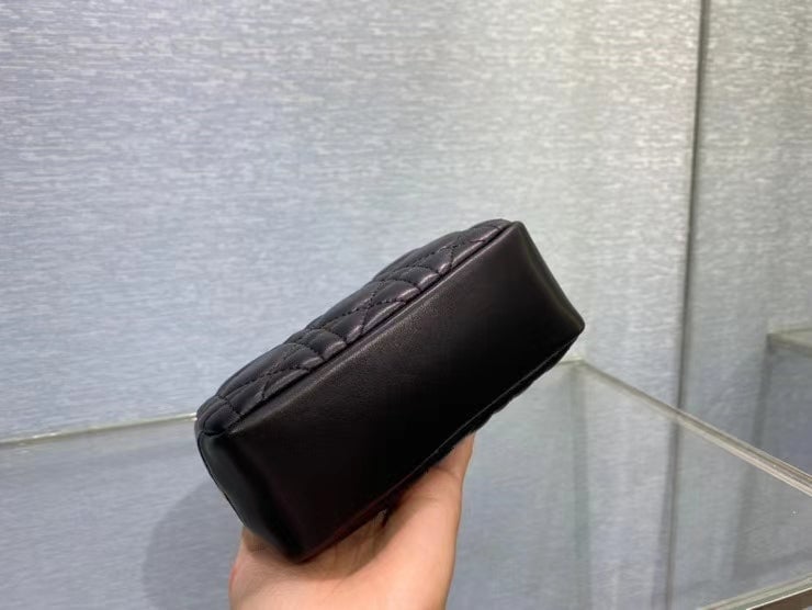 Ezyycart Bags dir SMALL CARO ZIPPED POUCH BLACK CANNAGE LAMBSKIN S5045UNSQ M900