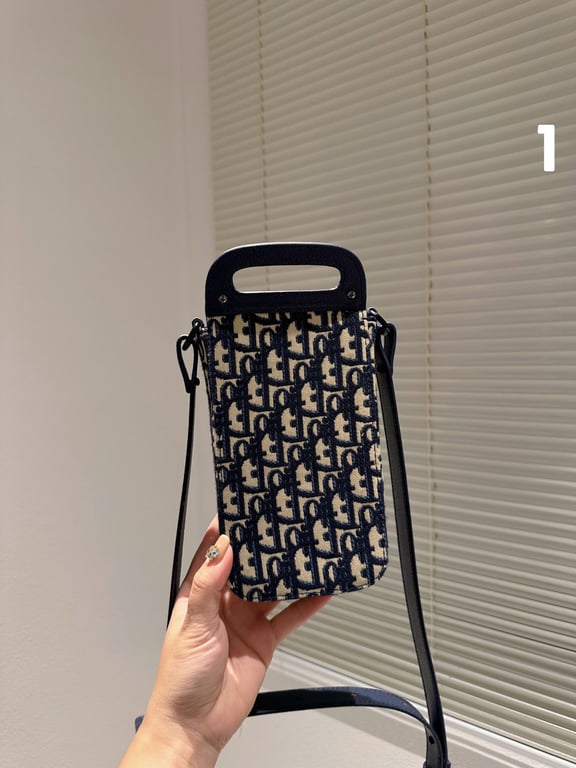 Ezyycart Bags DIR SADDLE VERTICAL POUCH WITH STRAP OBLIQUE JACQUARD BLACK GRAINED CALFSKIN 19CM HIGH QUALITY
