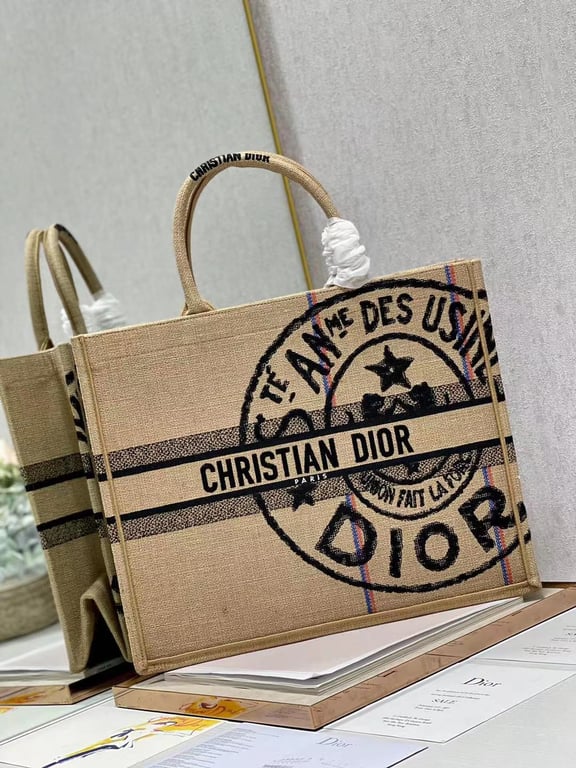 Ezyycart Bags DIR MEDIUM BOOK TOTE BEIGE JUTE CANVAS EMBROIDERED 36CM M1296ZRUW M918