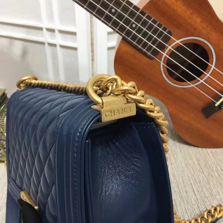 Anum Bags CHL CLASSIC BOY FLAP QUILTED LAMBSKIN SHOULDER BAG NAVY BLUE