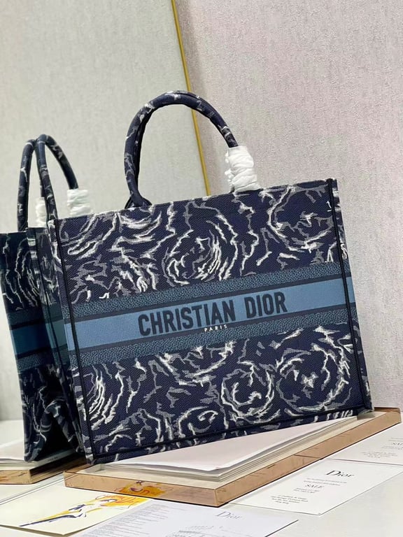 Ezyycart Bags DIR LARGE BOOK TOTE BLUE ROSES EMBROIDERY 42CM M1286ZRVG M928