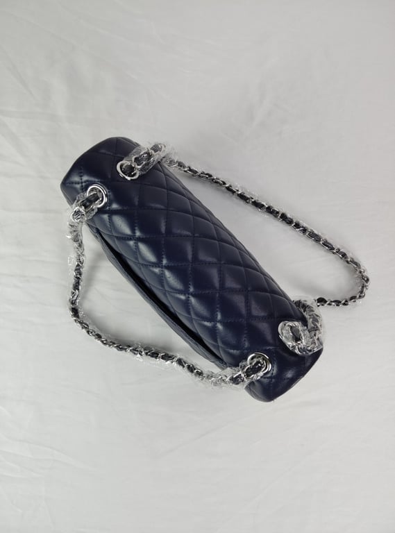 Anum Bags CHL CLASSIC MEDIUM LAMBSKIN FLAP NAVY AND SILVER 25CM