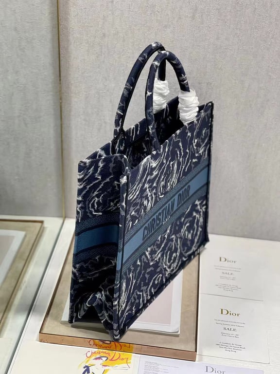 Ezyycart Bags DIR LARGE BOOK TOTE BLUE ROSES EMBROIDERY 42CM M1286ZRVG M928