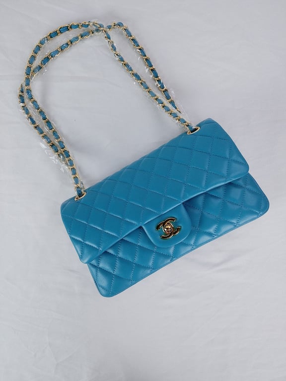 Anum Bags CHL CLASSIC MEDIUM LAMBSKIN FLAP BAG BLUE GOLD 25CM