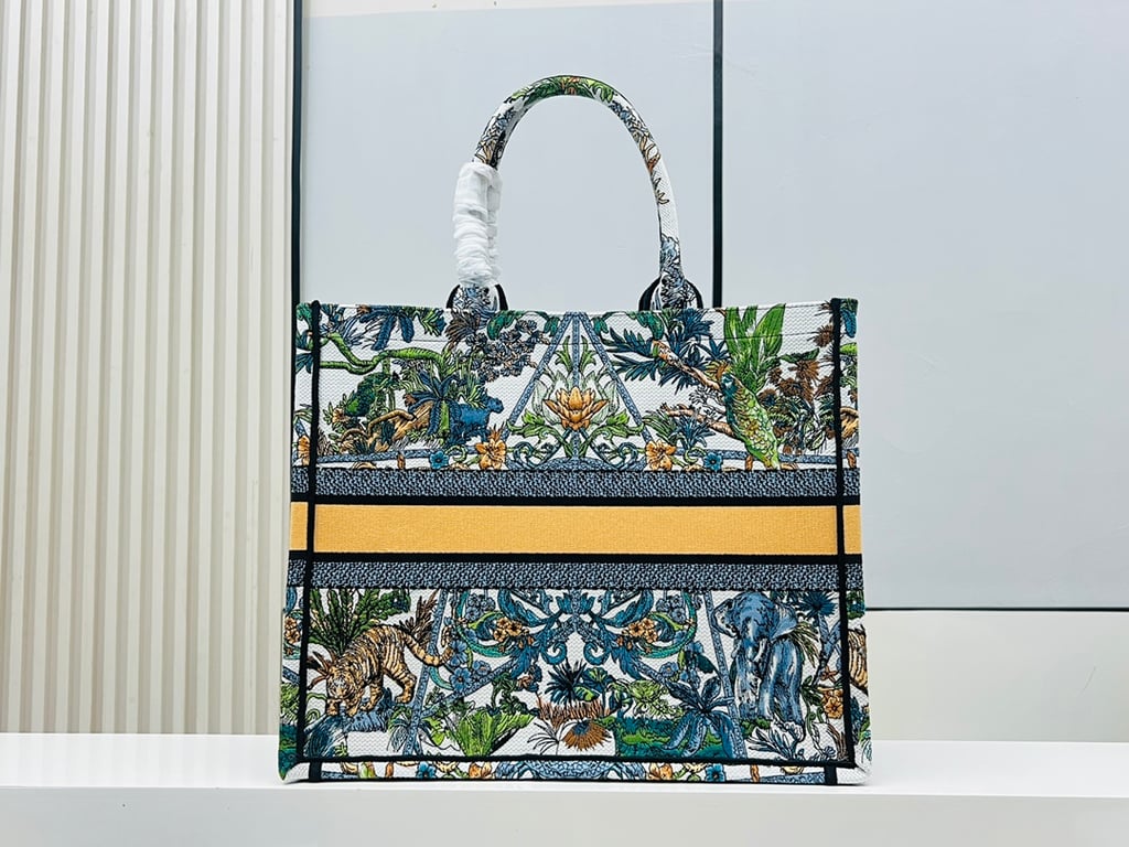 Anum Bags DIR MEDIUM HITE MULTICOLOR BOOK TOTE