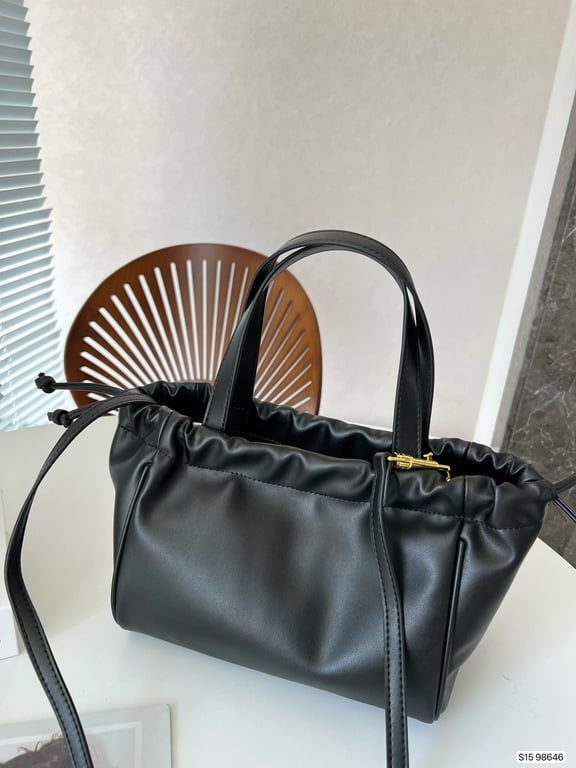 Ezyycart Bags CE SMALL CABAS DRAWSTRING CUIR TRIOMPHE IN SMOOTH CALFSKIN BLACK 24CM