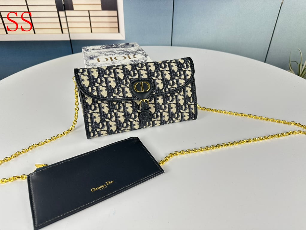 Anum Bags DIR BOBBY EAST WEST POUCH WITH CHAIN BLUE 22CM