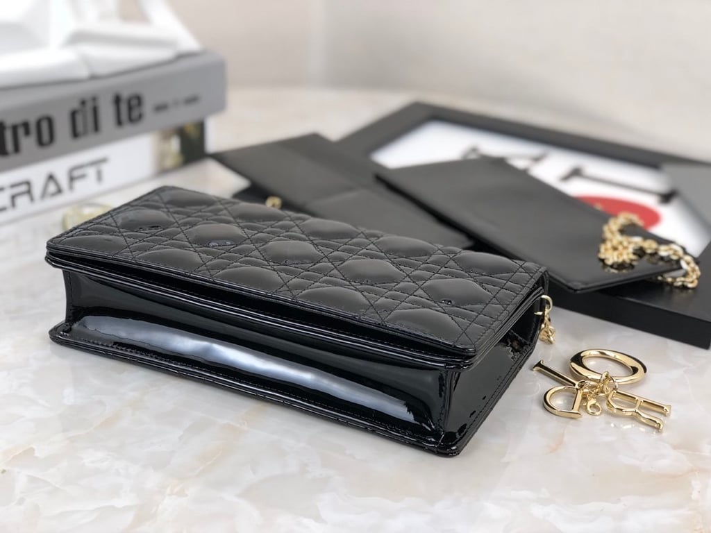 Ezyycart Bags dir LADY POUCH CHERRY BLACK S0204OVRB_M900