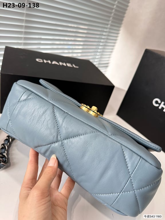 Anum Bags CHL 19 LAMBSKIN QUILTED HANDBAG BLUE 26CM