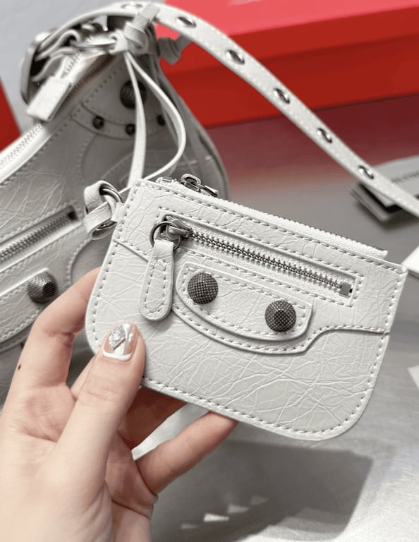 Ezyycart Bags BALENCIAGA LE CAGOLE XS SHOULDER BAG IN WHITE 25CM