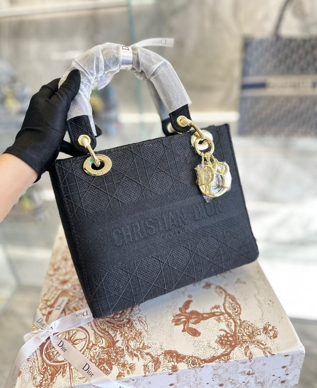 Ezyycart Bags DIR 24CM LADY D LITE BAG BLACK CANNAGE EMBROIDERY